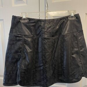 Pheel Black Snakeprint Athletic Skort Size Large